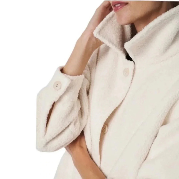 Spanx Fleece Shirt Jacket Sherpa Shacket in Cream Size Medium - Picture 3 of 16